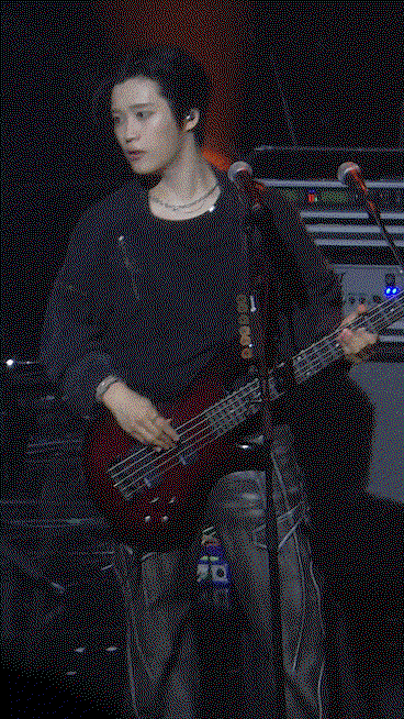 AGzFDb.gif