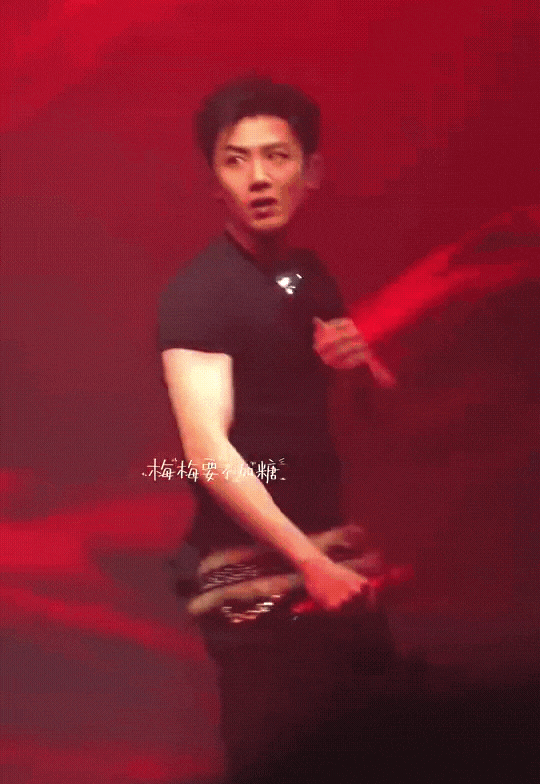 AHclIs.gif
