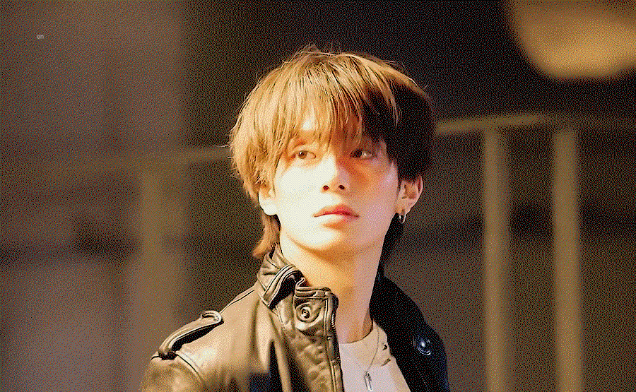 AHvKBJ.gif