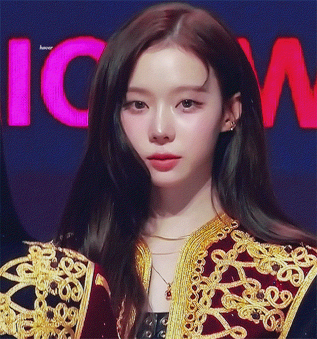 AIQDIe.gif