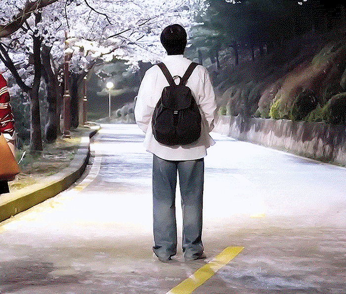 AJJnqZ.gif