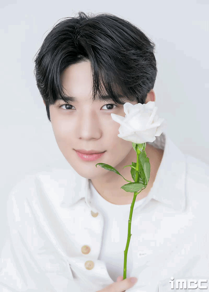 AOmNQd.gif