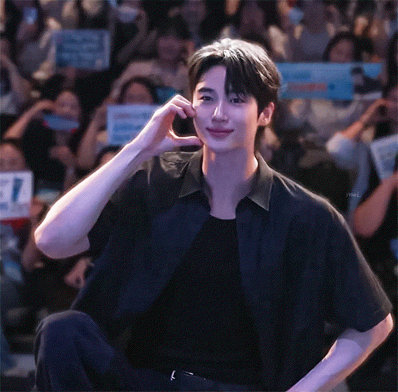 APVjUw.gif