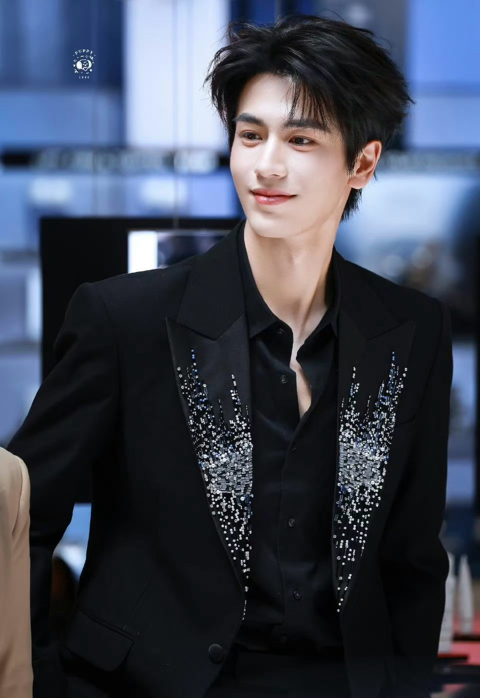 AWChdH