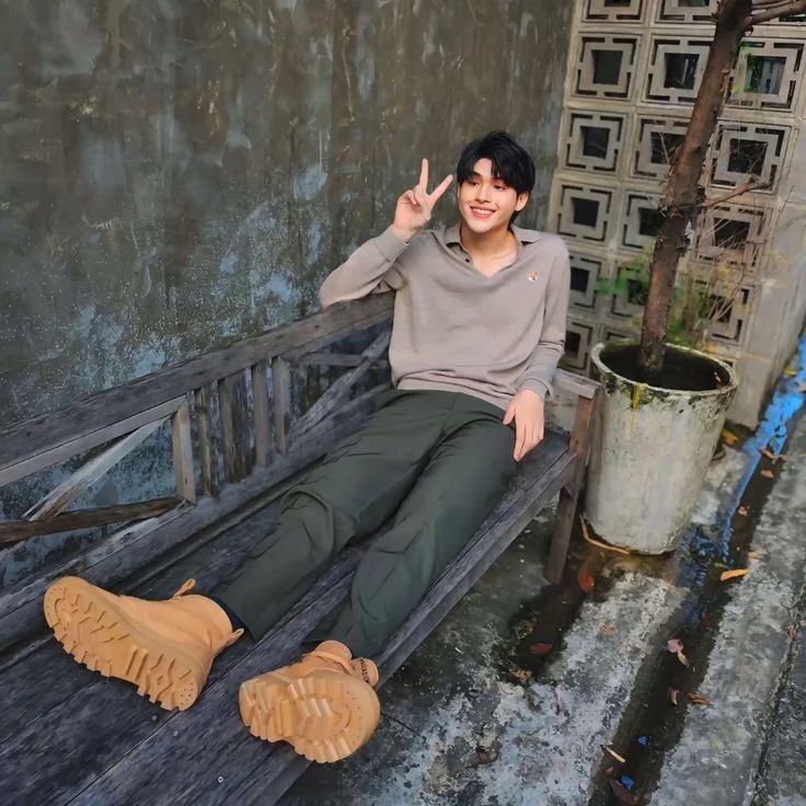 AWCjyK