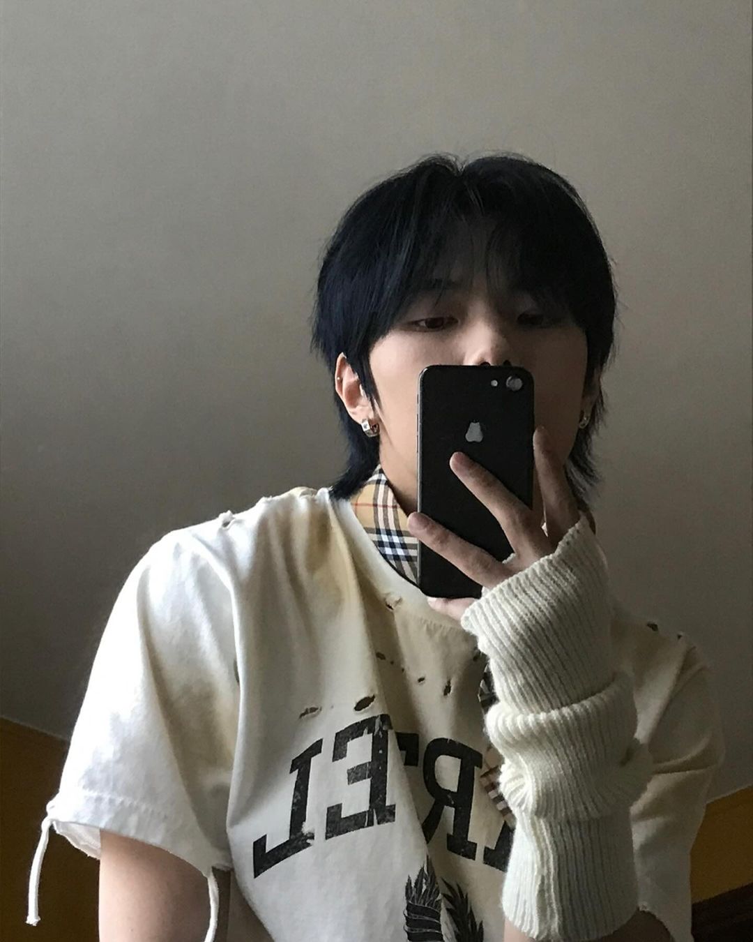 AWMjHP
