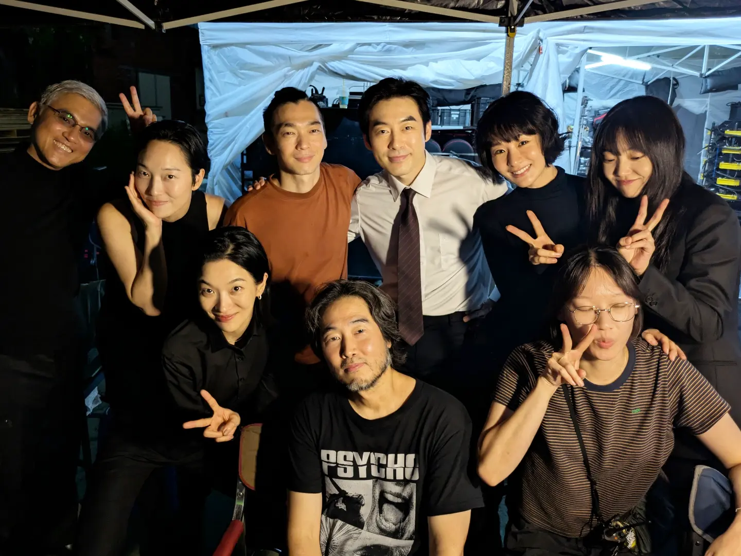 AXWnXb