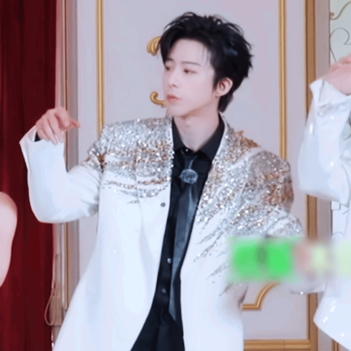 AXumWi.gif