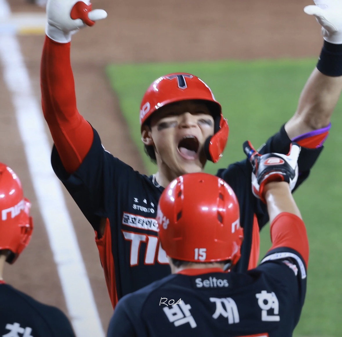 AhVWHo