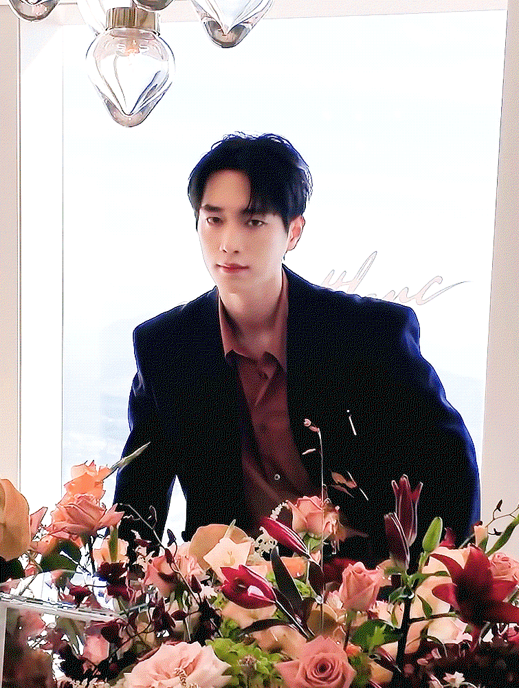 AiaAJL.gif