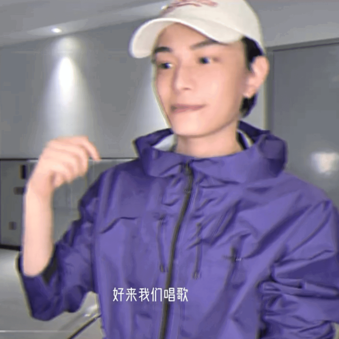 AjgvUZ.gif