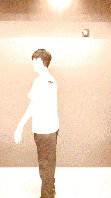 AjkCUc.gif