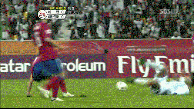 AkvfPg.gif