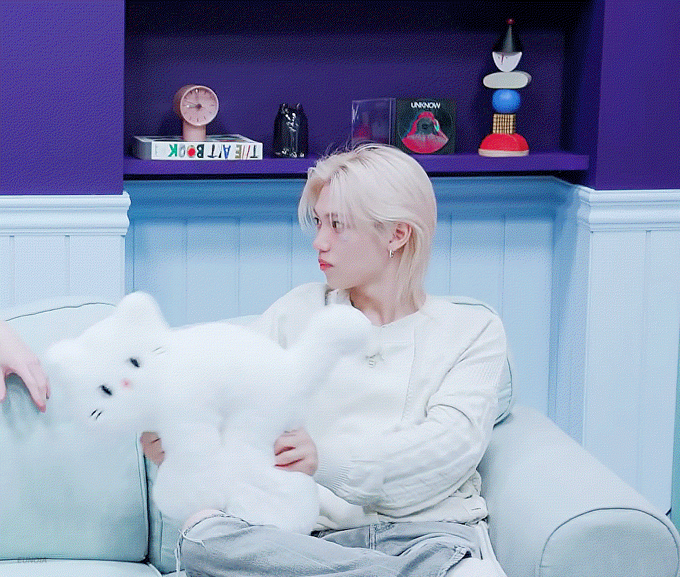AoWnaP.gif