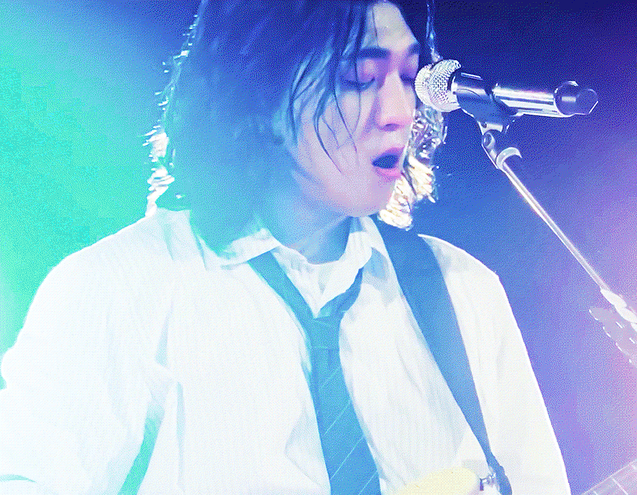 AqJcvK.gif