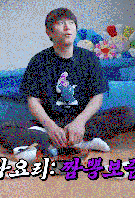 ArBCcY.gif