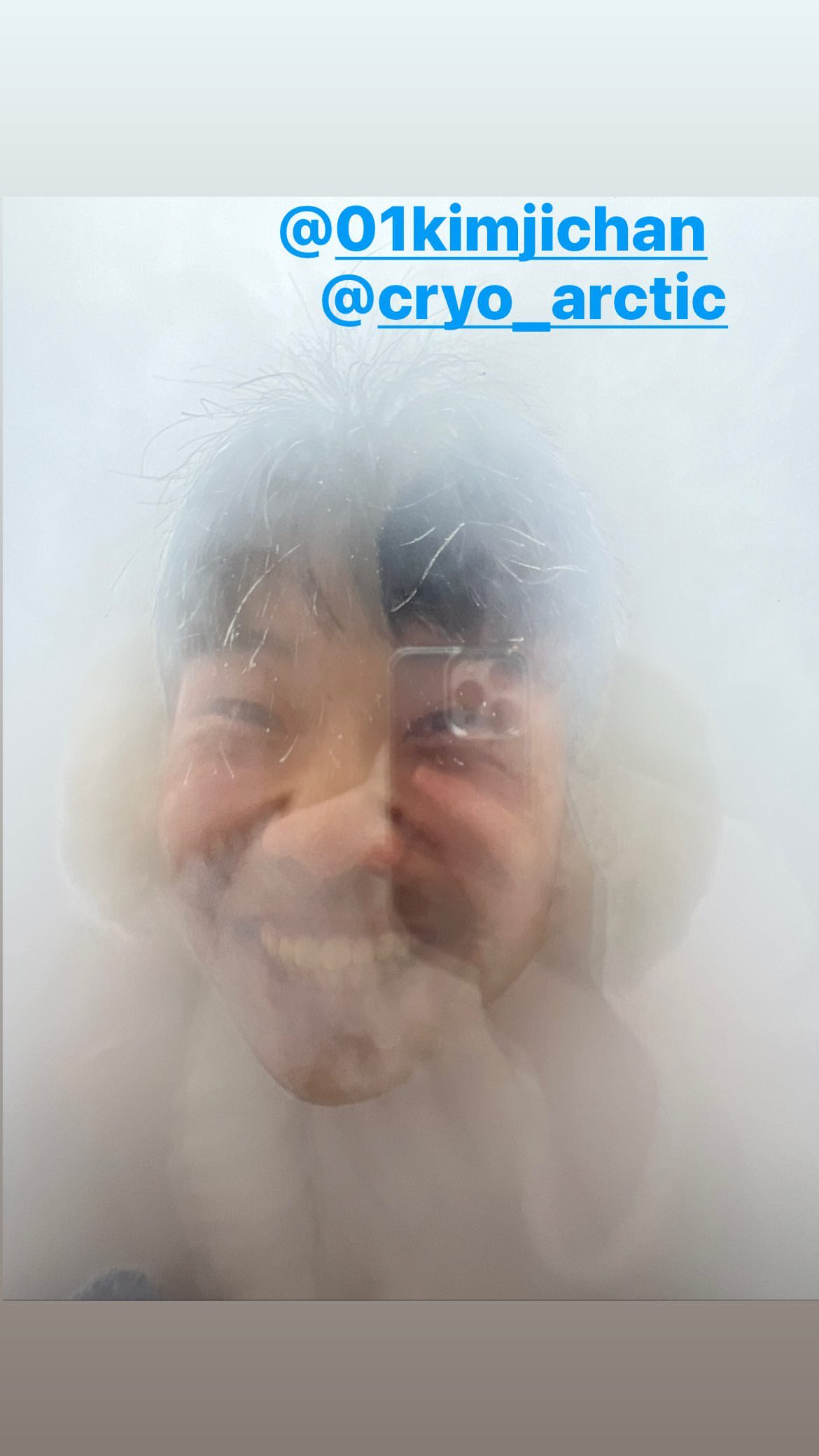 AvbyxT