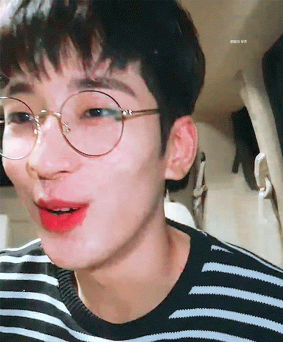 AwDgxi.gif