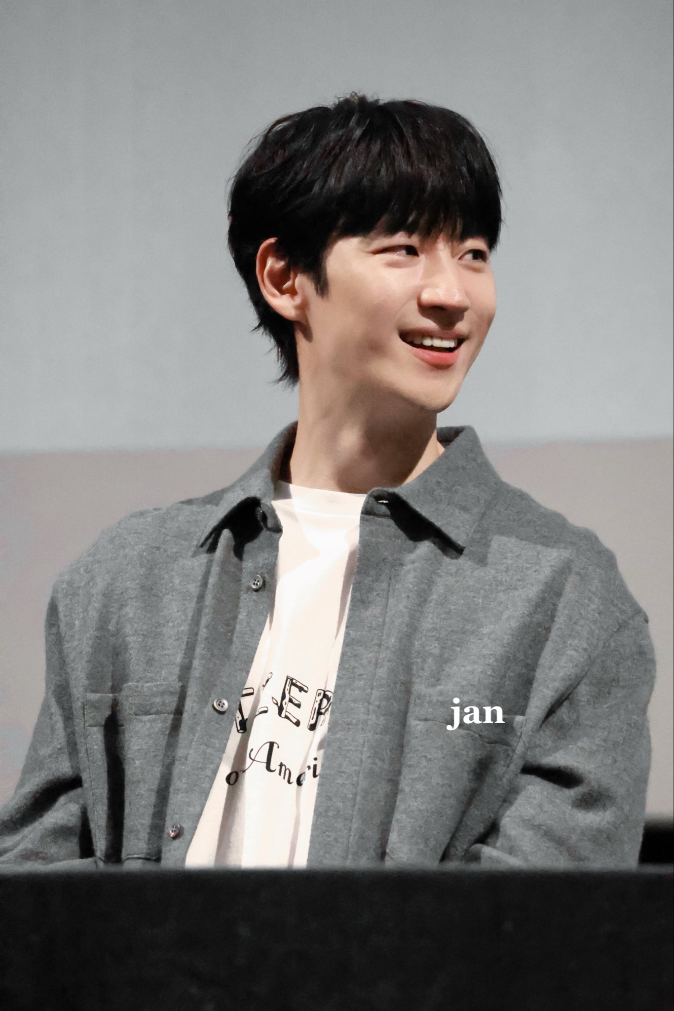 AwEyvb
