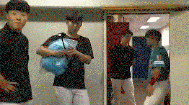 AxokMB.gif