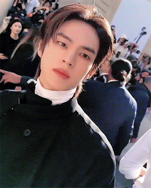 AysWOF.gif