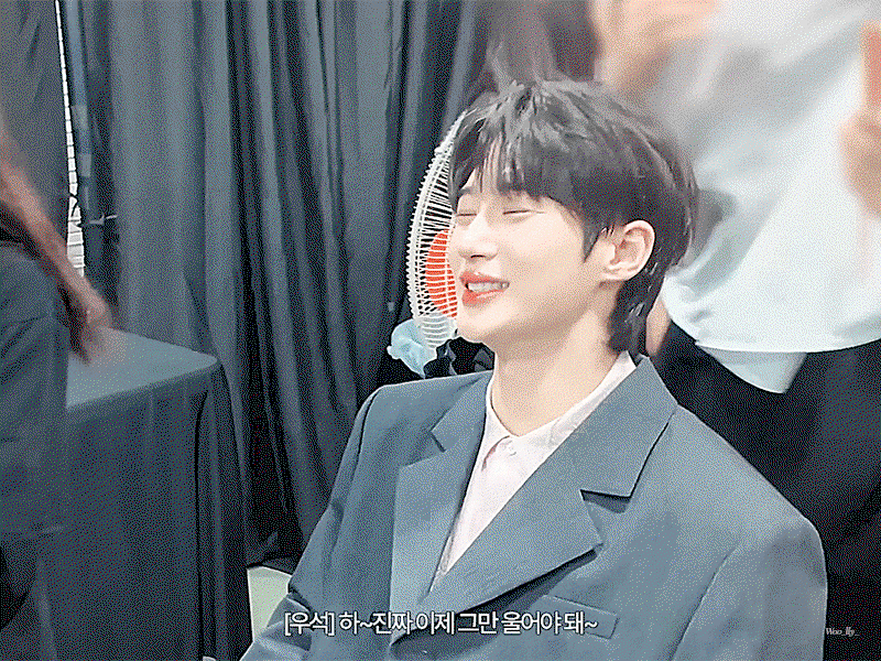 AzQXgK.gif