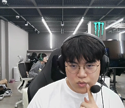 BAyjSg