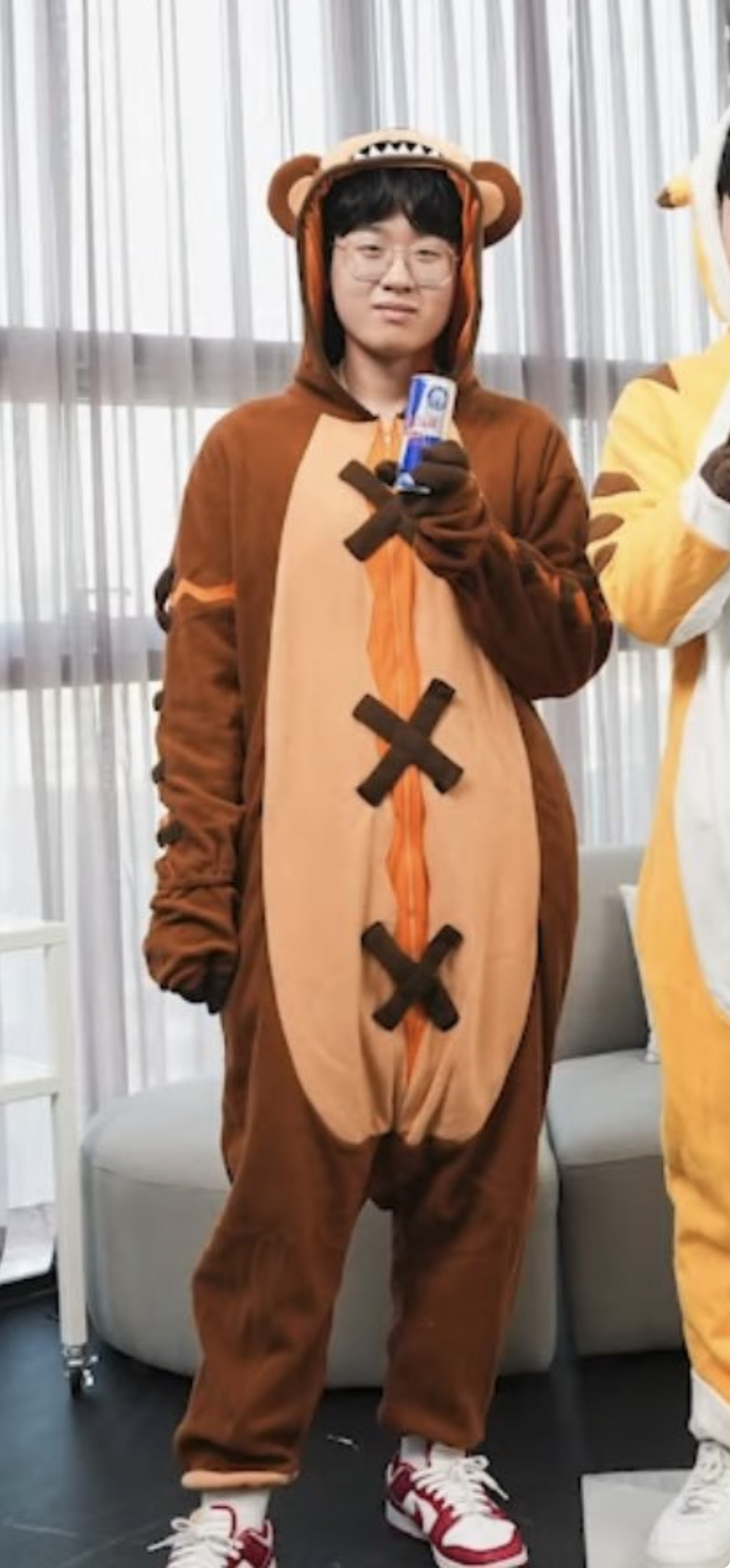 BGAyPk