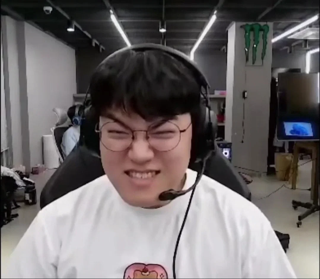 BIgHWc