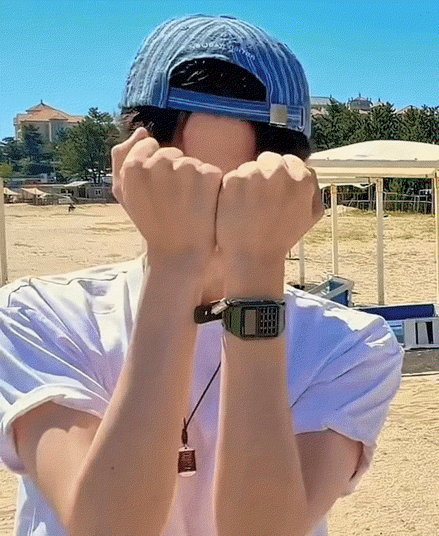 BKHSIy.gif