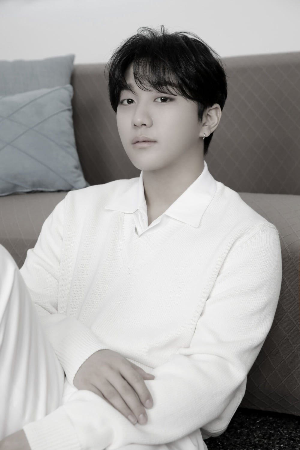 더쿠 - 골든차일드 홍주찬, '악마'의 바이올리니스트…'파가니니' 주인공