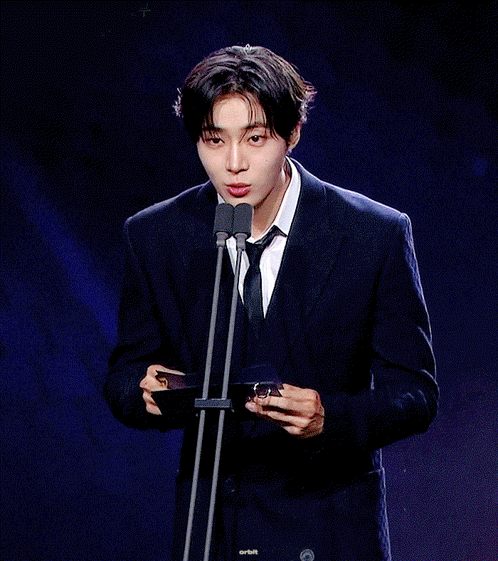 BTXBmI.gif