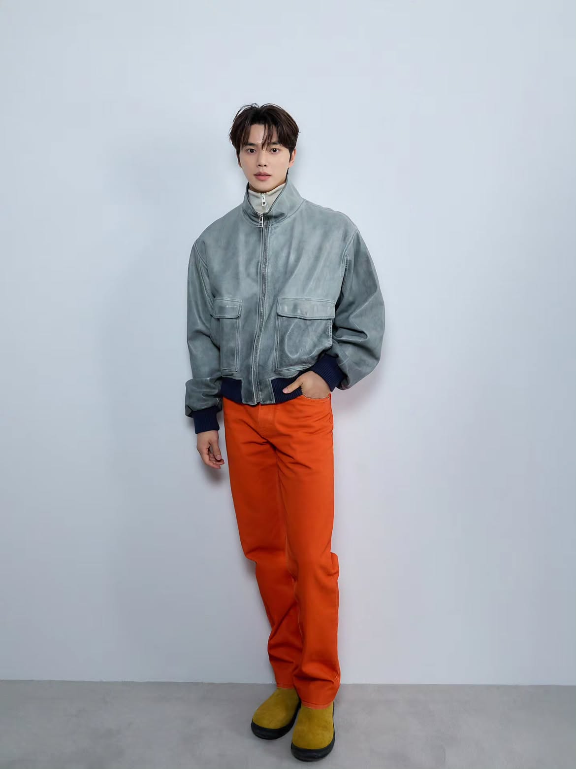BUmhUG