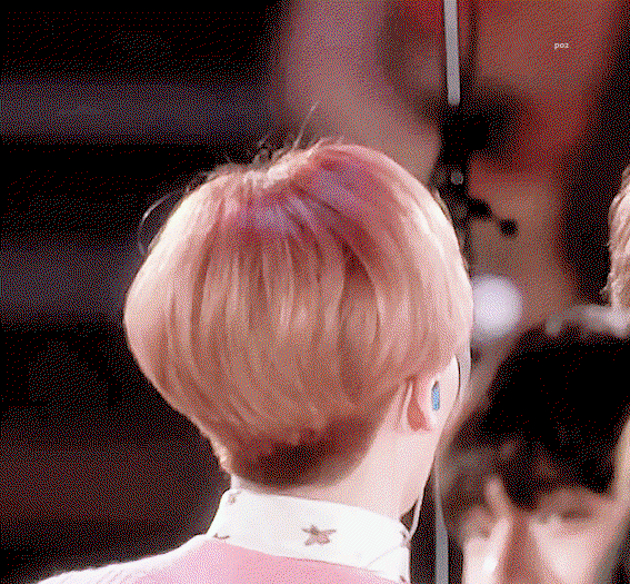 BdtOKX.gif