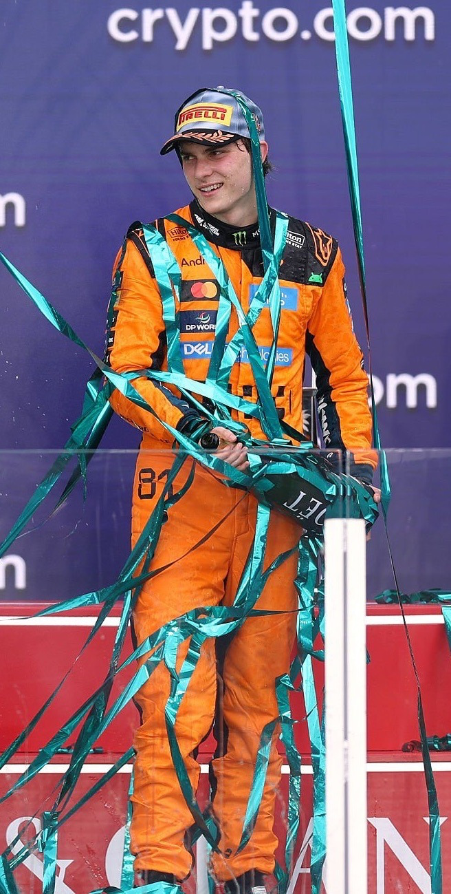 BhTwrG
