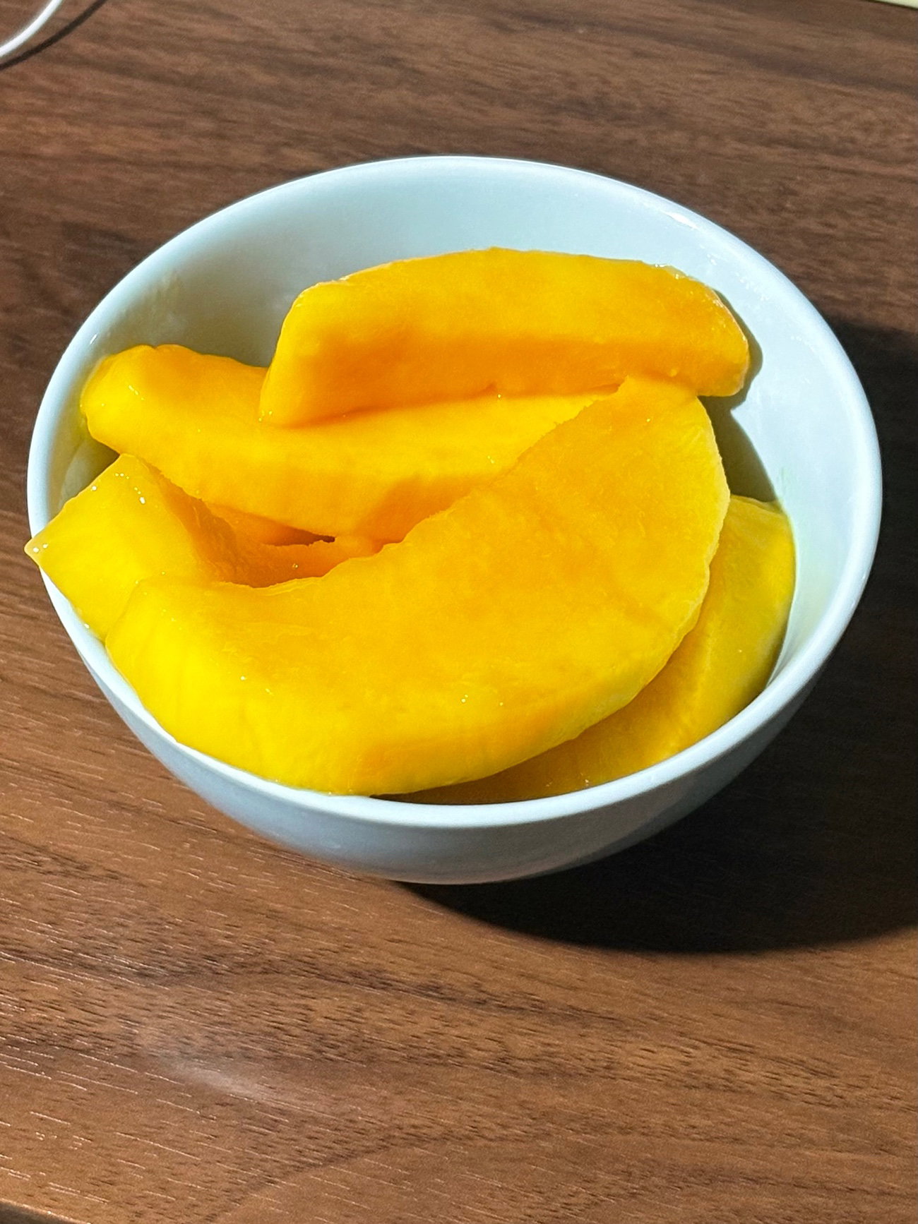BjEATp