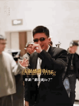 CDyrRI.gif
