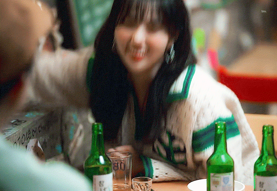 CREmjI.gif