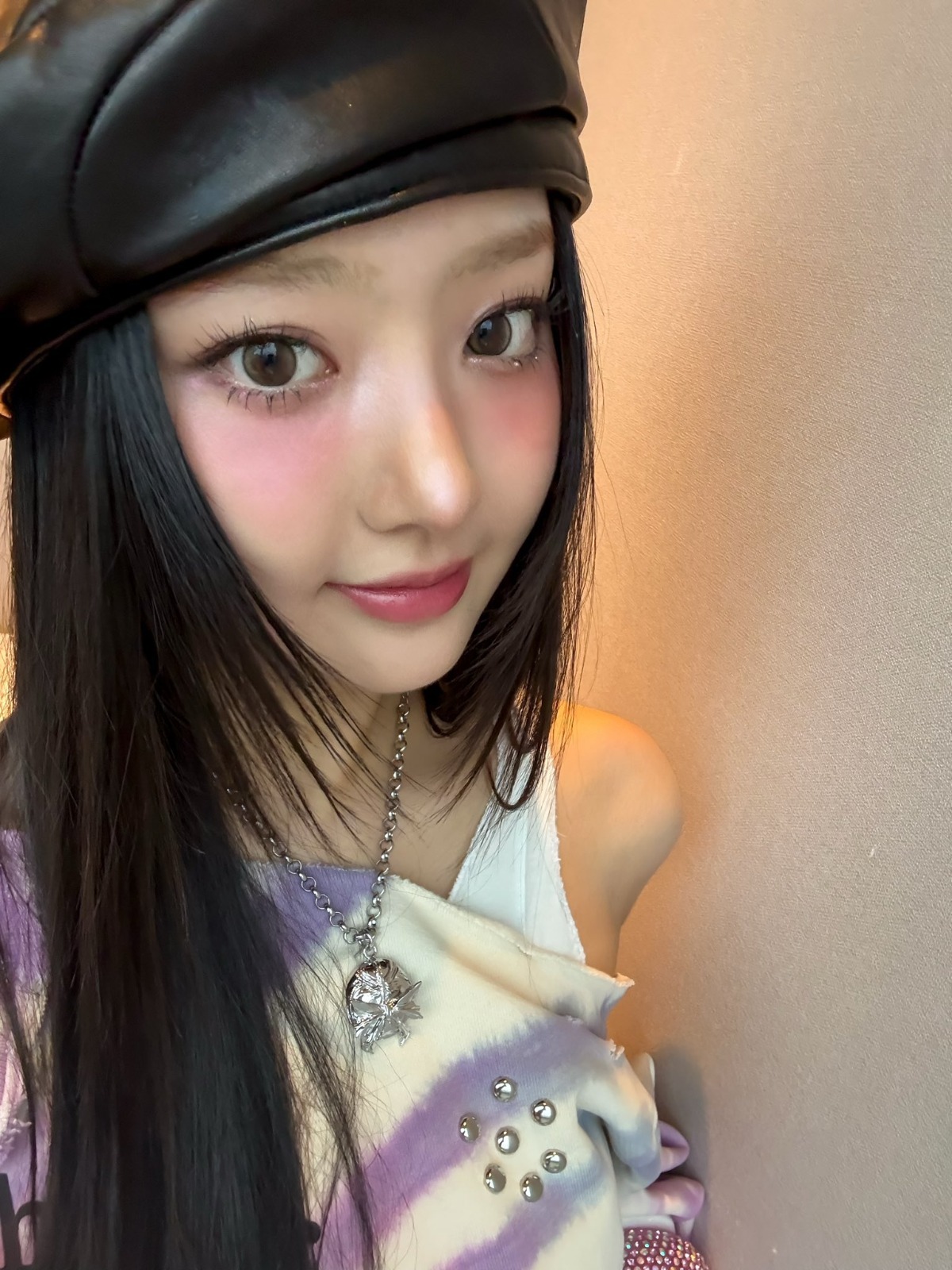 더쿠 - 원덬 기준 온미녀인지 냉미녀인지 헷갈리는 키키 이솔