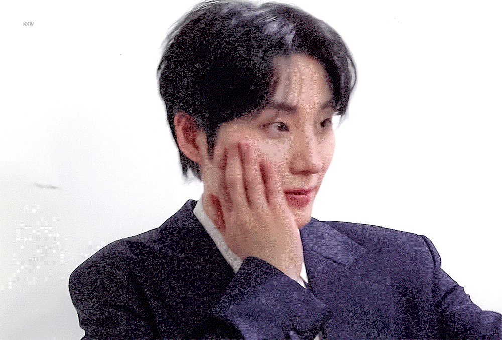 CWNskx.gif