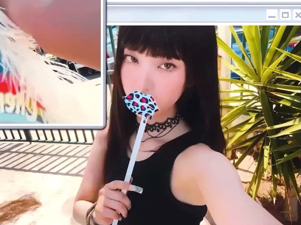 CXVkbv.gif