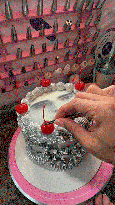 CbhLRC.gif