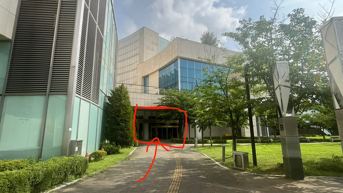 CmcKBp