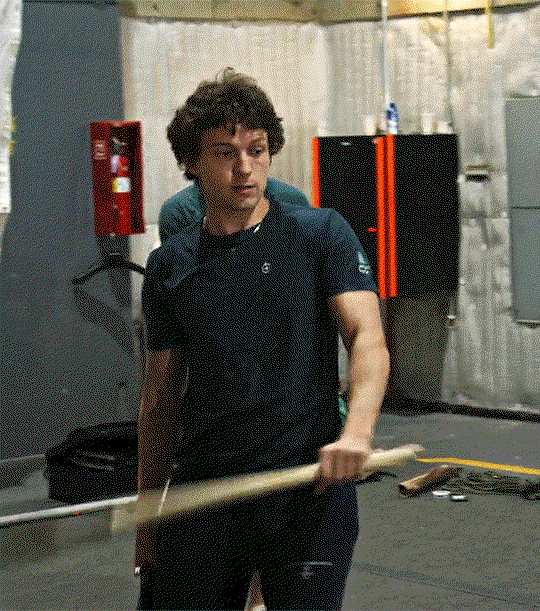 CnJlyC.gif