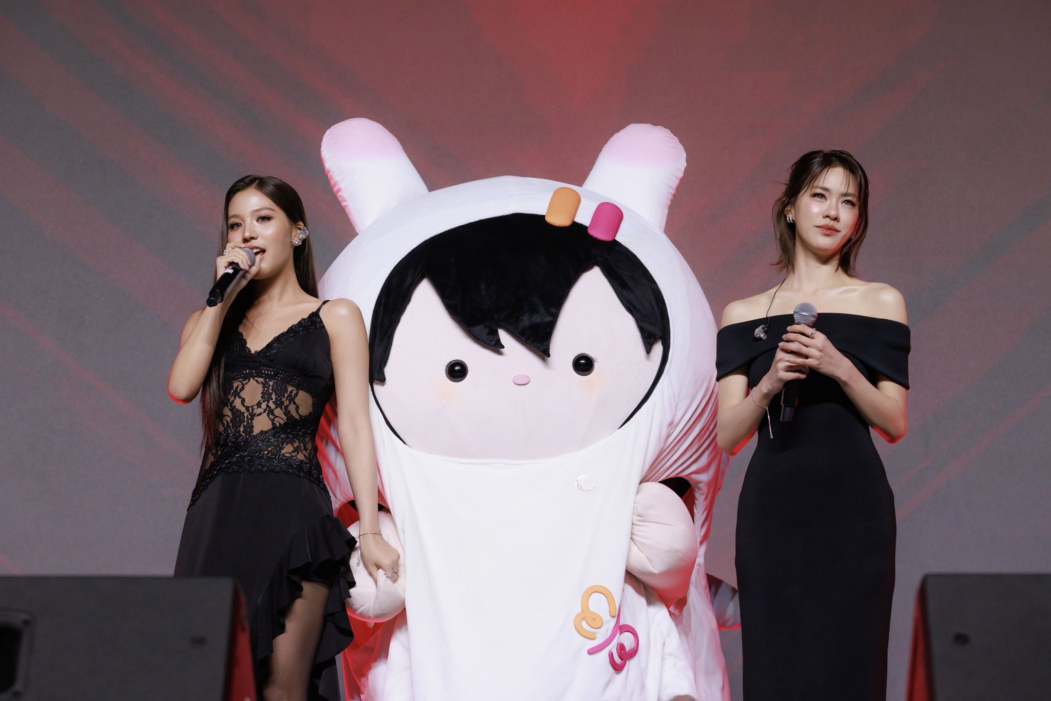 CqEUnB