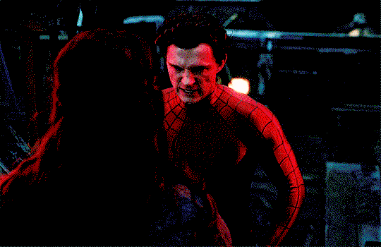 CynPLY.gif