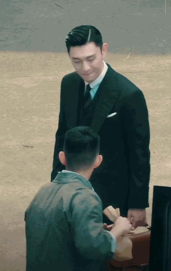 CzCHJL.gif