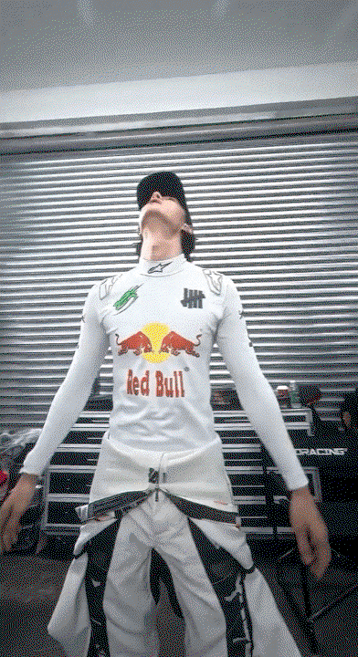DGCvyA.gif