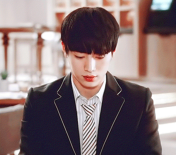 DNxcfy.gif