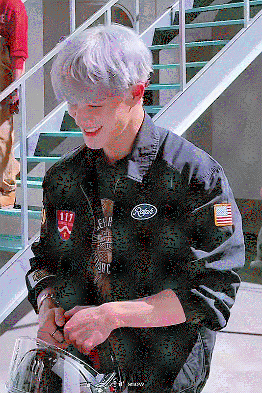DQgBUK.gif